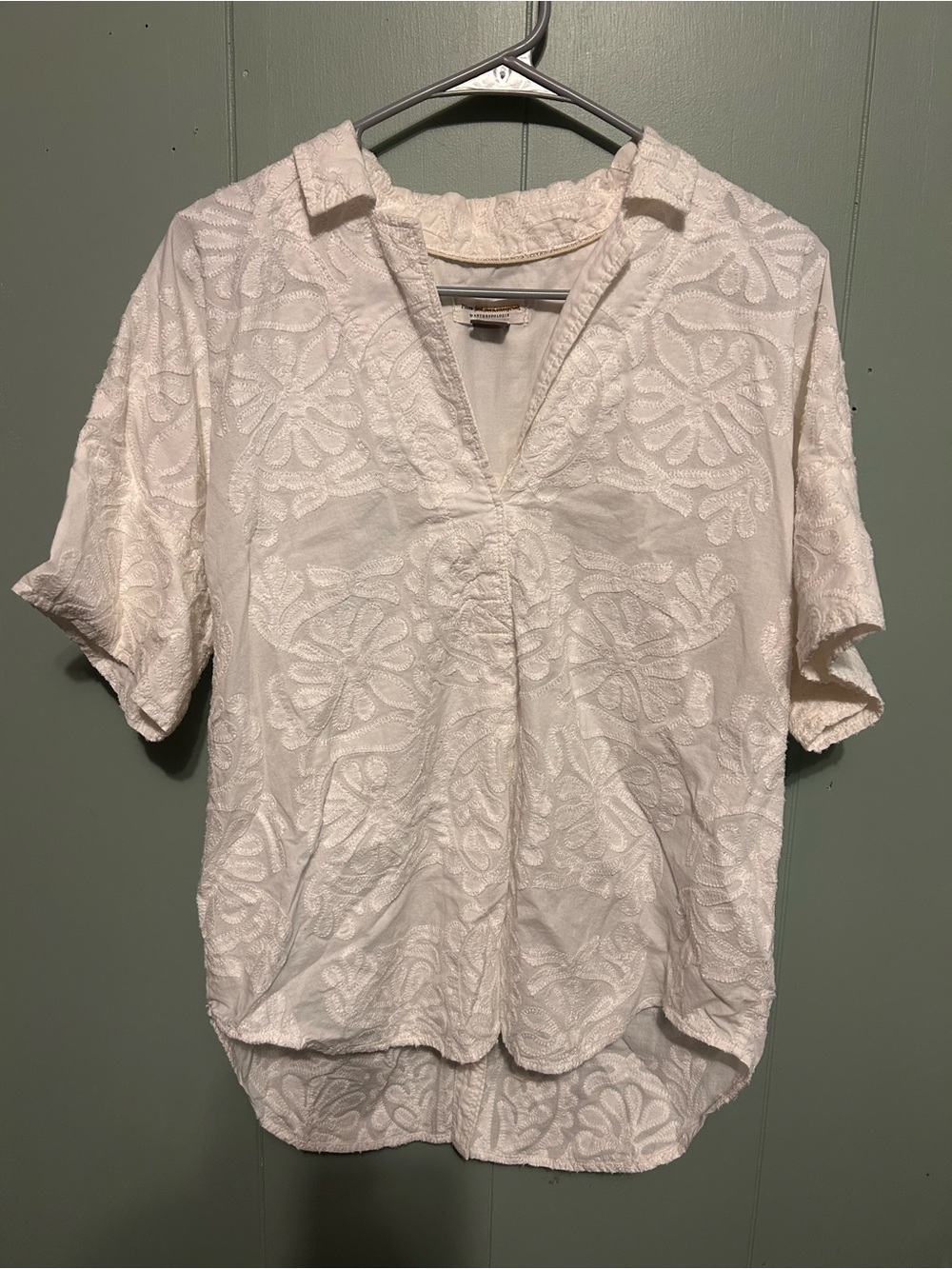 Anthropologie Pilcro White Embroidered Split V-Neck Tunic